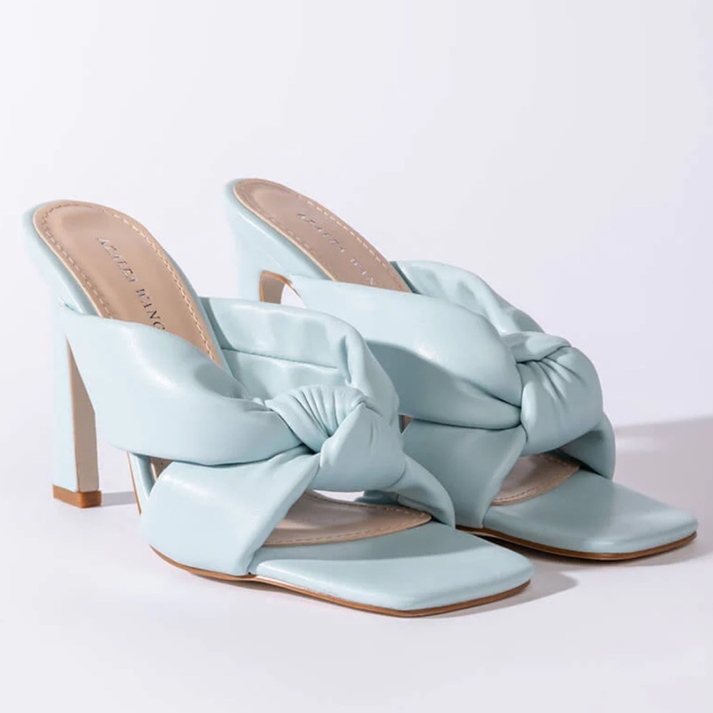 NWOT AZALEA WANG SWEET LIKE SUNDAY CHUNKY
SANDAL IN BLUE - Picture 2 of 11